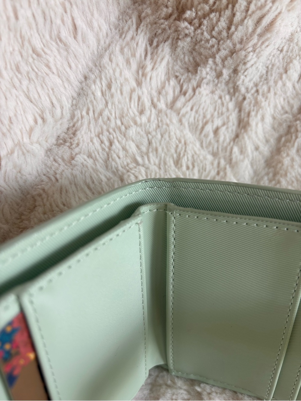 Lug Hurdle Satin Luxe VL RFID Wallet - Mist Green - Picture 8 of 10